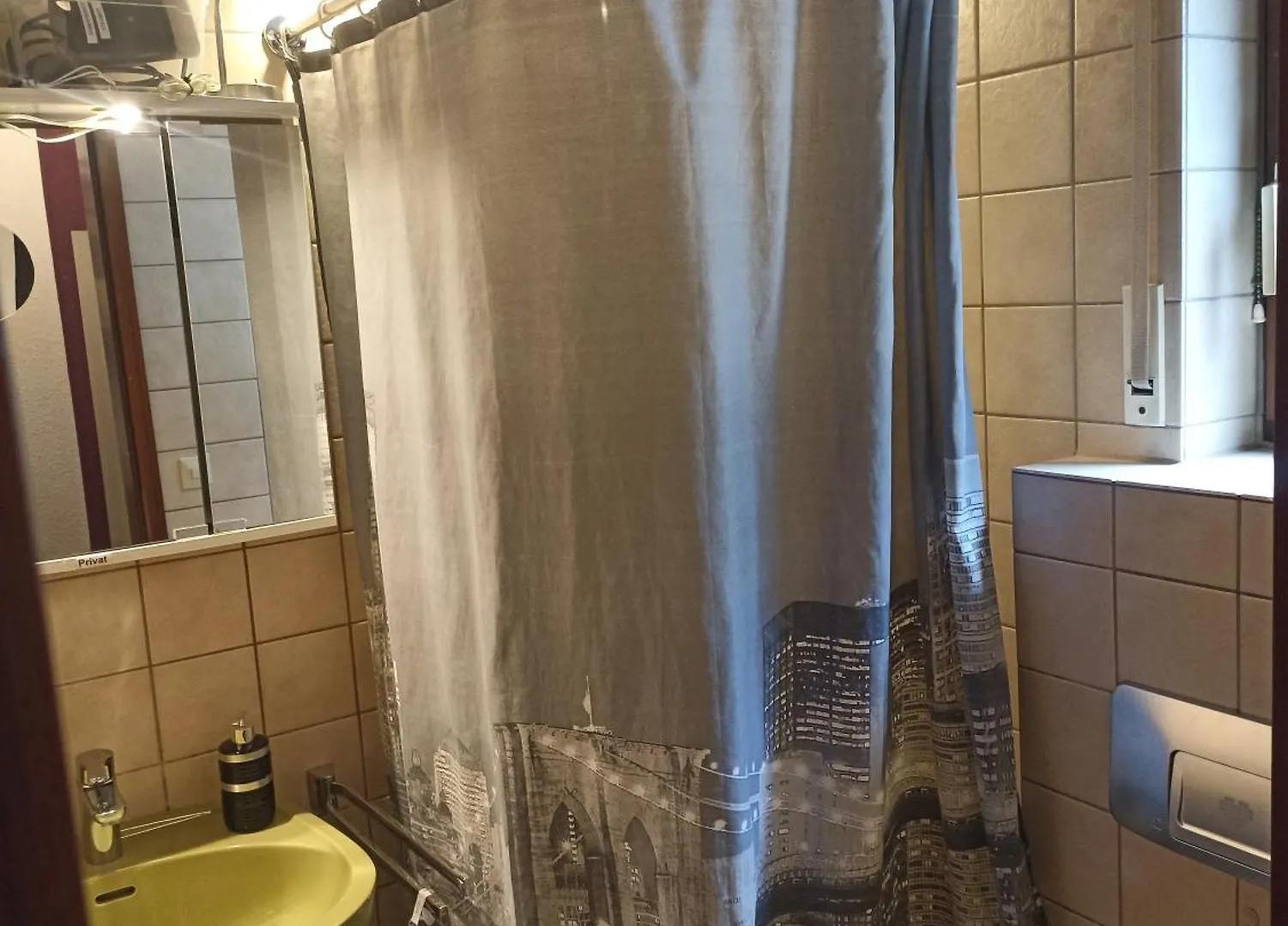 Phils Cozy Apartment Bed And Self Breakfast Self Check In Near Airport Leinfelden-Echterdingen 0*,  Germany